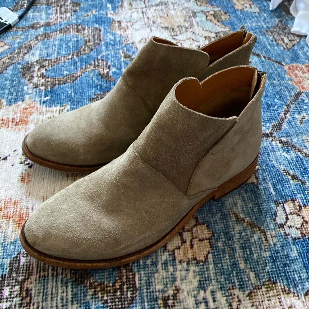 Korc Ease ankle boots